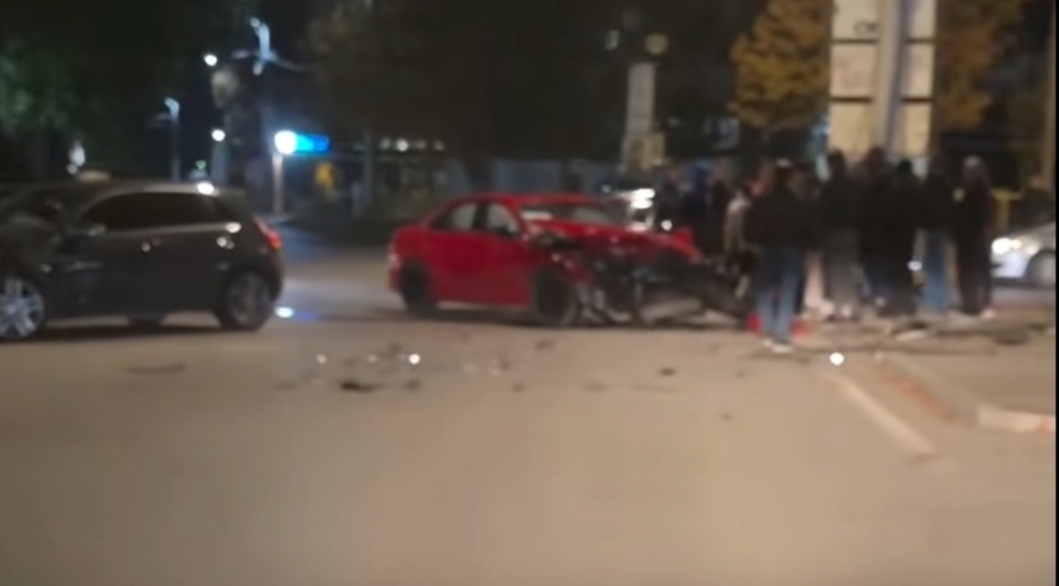 Aksident në Çair të Shkupit  përplasen dy automjete