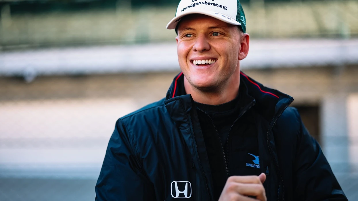 Emocionon djali i Michael Schumacher  Do të hiqja dorë nga gjithçka vetëm për të folur me babanë tim