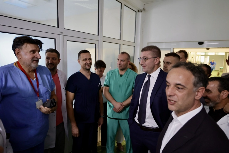 Mickoski paralajmëroi se tetë investimet e reja do të jenë në pjesën industrisë farmaceutike dhe energjetikës