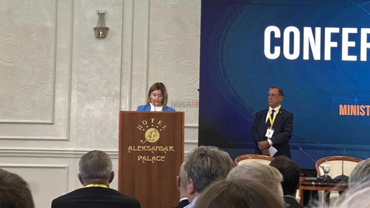 Konferenca e katërt vjetore e Solar Maqedoni – energjia diellore është kyçe për sigurimin e pavarsisë energjetike