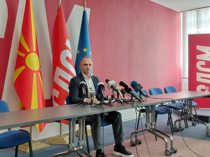 Filipçe prezanton një rezolutë me vija të kuqe dhe zgjidhje të propozuara për të vazhduar rrugën evropiane
