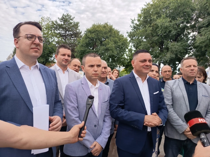 Nikolloski: Është vënë në funksion radari në Aeroportin e Shkupit, problemi është zgjidhur për tre ditë