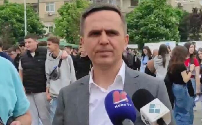 Kasami: Aty ku e parasheh ligji, uniformat policore do të jenë edhe në gjuhën shqipe