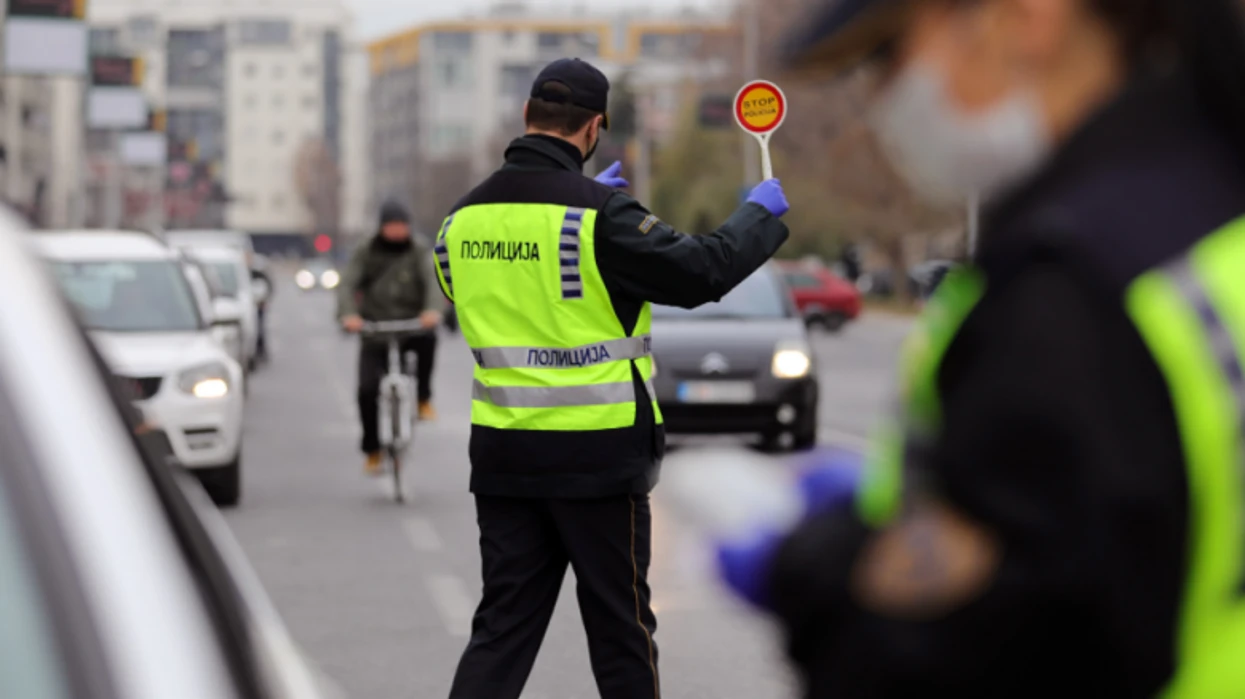 1.065 gjoba për një ditë për shkelje në trafik
