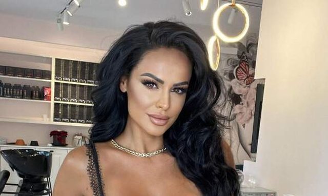 juliana-nura-reagon-pas-ndeshjes-serbi-shqiperi-serbia-leshoi-urdher-arresti-ndaj-meje
