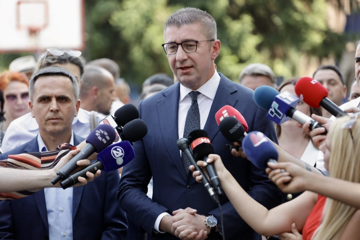 Takimi Mickoski–Kasami determinoi vazhdimësinë e partneritetit VMRO–VLEN!