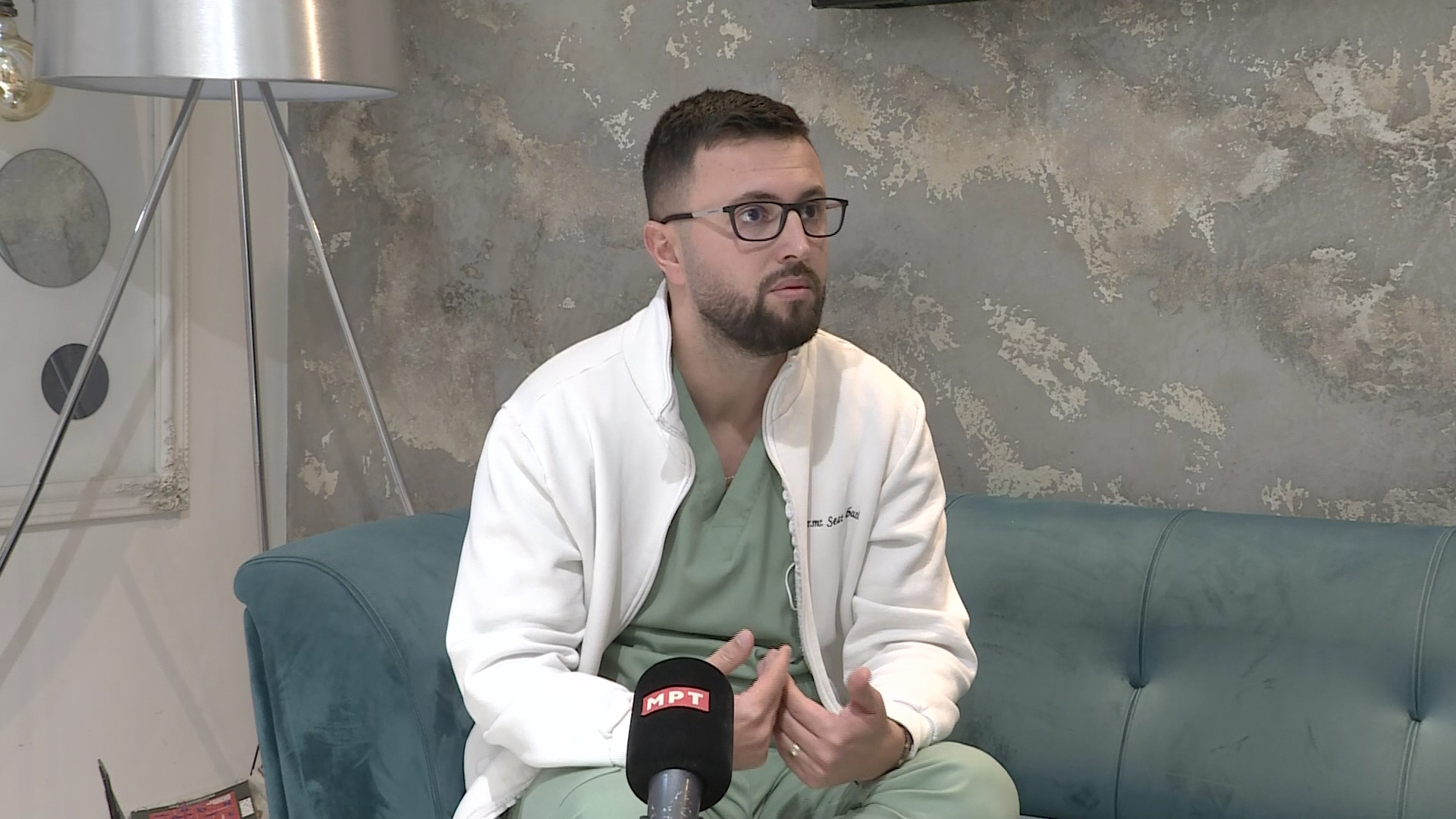 Problemet dentare tek fëmijët, Abazi: Duhen vizita të rregullta tek dentisti