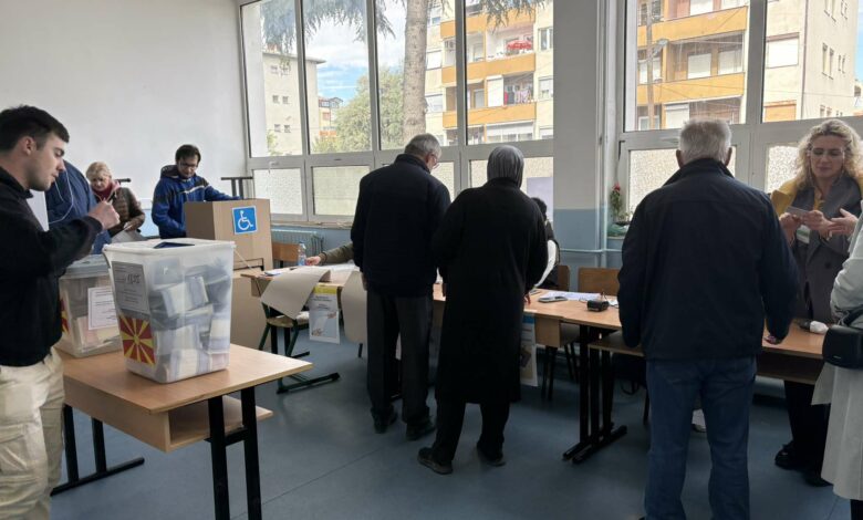 Kandidat për këshilltar në Kërçovë njëkohësisht edhe anëtar i vendvotimit – reagon KKZ
