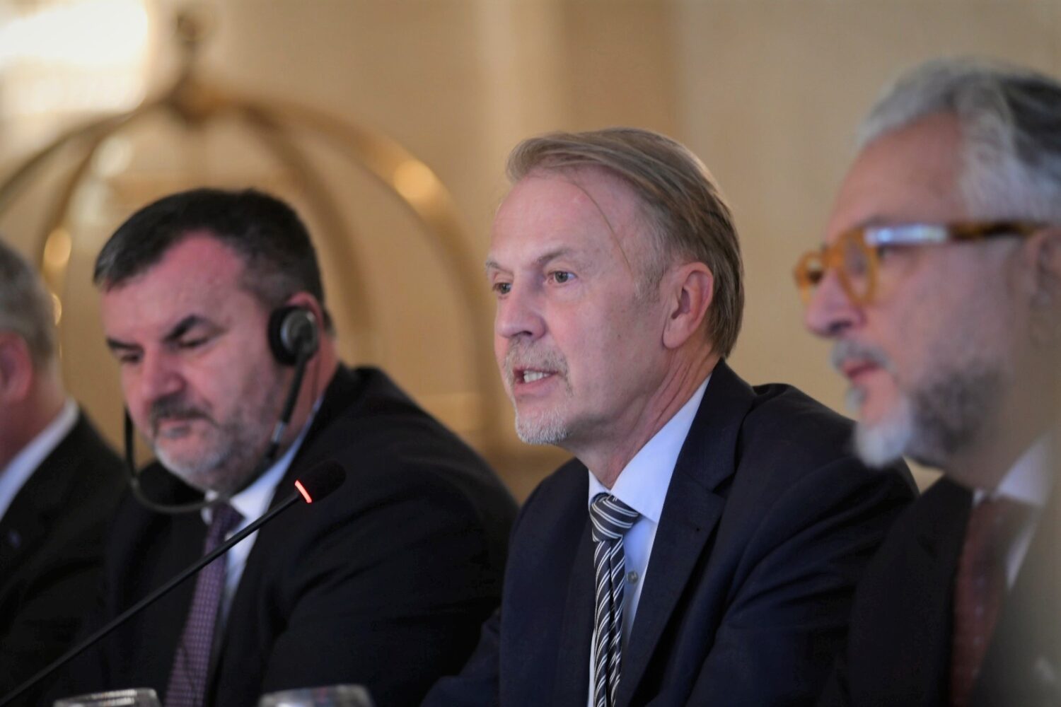 Ambasadori i BE së në Kosovë me lutje  Të konstituohet Kuvendi dhe të formohet Qeveria