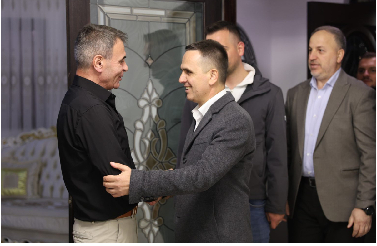 Kasami takon biznesmenin Harun Zejneli – Diskutuam për diasporën dhe zhvillimin e Tetovës