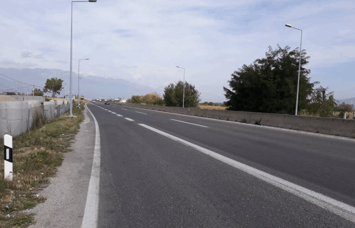 Trafiku në rrugët shtetërore po zhvillohet pa probleme, kryesisht në rrugë të thata