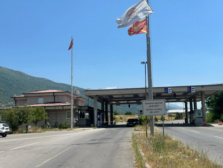 Në VK “Bllatë” është privuar nga liria një shtetas shqiptar, është djegur edhe një automjet në kolonë, nuk ka të lënduar