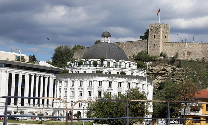 Sportelet për pagesë dhe reklamim të “Ujësjellësi dhe Kanalizimi” Shkup sot do të punojnë nga ora 7:30 deri në 15:30