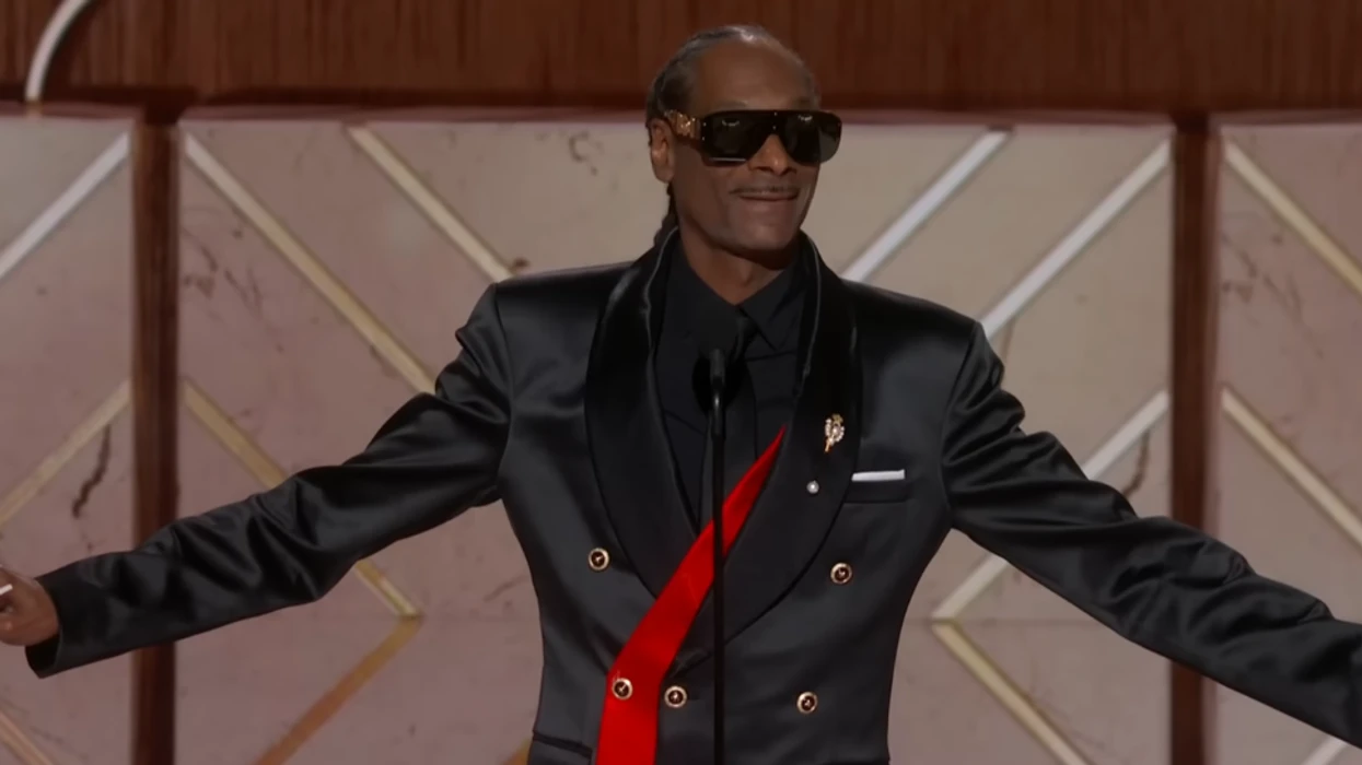 Snoop Dogg shau dhe i bëri të gjithë të qeshnin në Golden Globes – iu desh të censuronte fjalimin e tij
