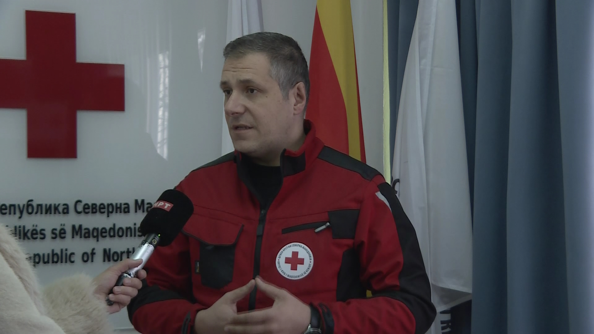 Përmbytjet në Kërçovë, grumbullohen ndihma për familjet e evakuuara