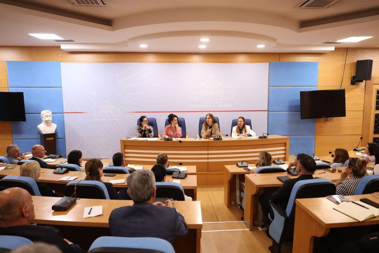 Matura Shtetërore  Kumbaro  Respektim rigoroz i rregullores  penalizim për shkelësit