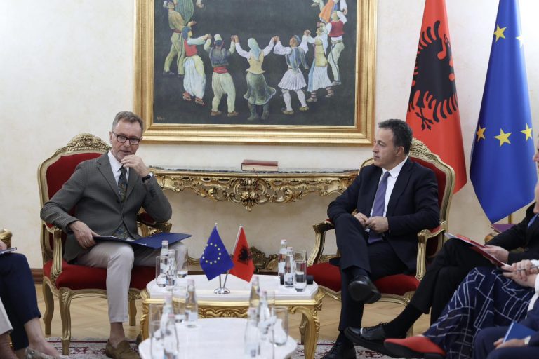 Peleshi  Projekti  EU for Democracy  forcon kapacitetet e Kuvendit