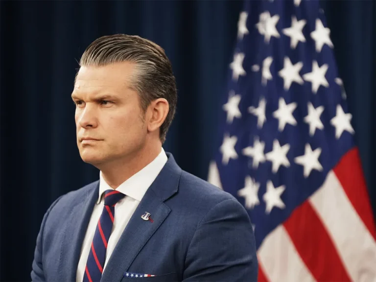 Hegseth  Bllokada e porteve iraniane do të vazhdojë për aq kohë sa të jetë e nevojshme
