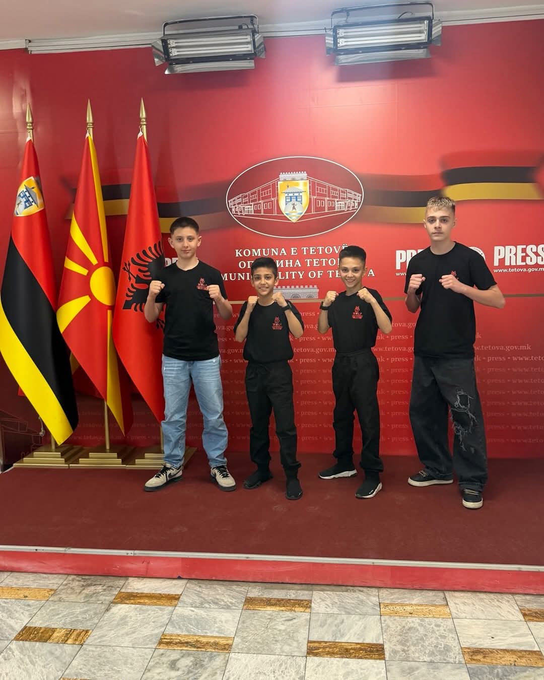 Klubi MMA WOLF nderohet me mirënjohje nga komuna e Tetovës pas sukseseve në garat ballkanike