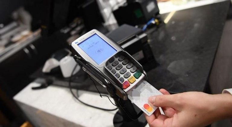 reduktim-i-cash-it-ne-ekonomi-bizneset-duhet-te-pajisen-me-terminale-pos-deri-me-30-maj