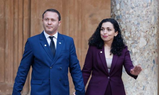 Ish presidentja Osmani me prona brenda e jashtë vendit  kjo është pasuria e saj