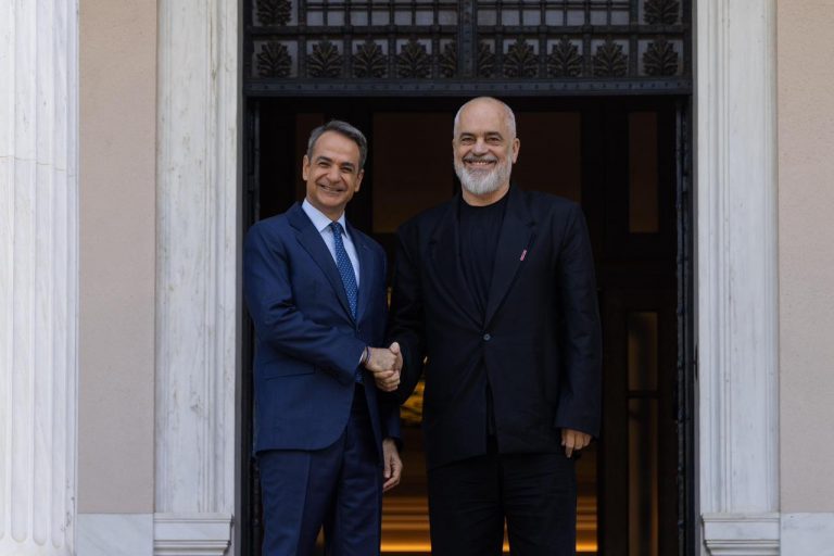 Rama pritet nga Mitsotakis  Po punojmë për një marrëveshje të re partneriteti strategjik