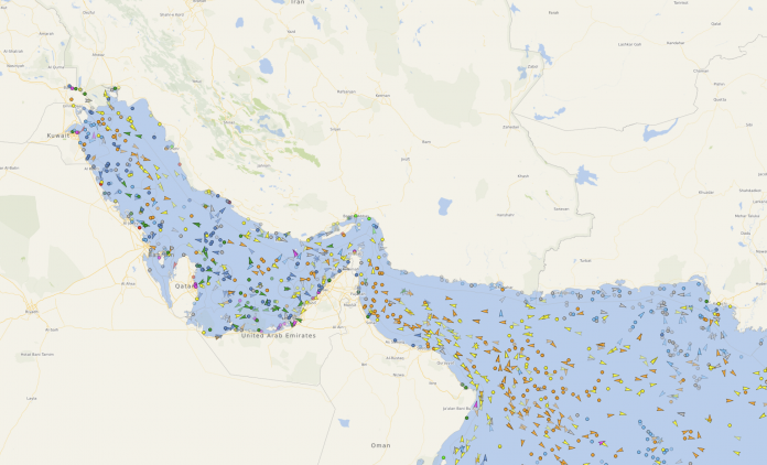 “Corriere della Sera”: Kriza në Ngushticën e Hormuzit: Mbi 1000 anije dhe ekuipazhe të bllokuara në oqean