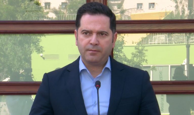 Marrëveshje me Poloninë për pensionet  Malaj  Negociata intensive edhe me Greqinë