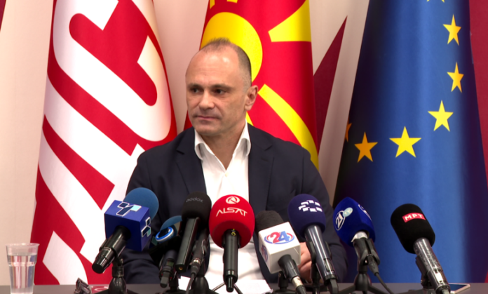 Filipçe  Nuk ka më fshehje për Gruevskin në Budapest