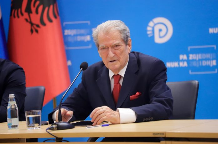 Berisha  Detyrimi ynë madhor të vazhdojmë protestat e fuqishme