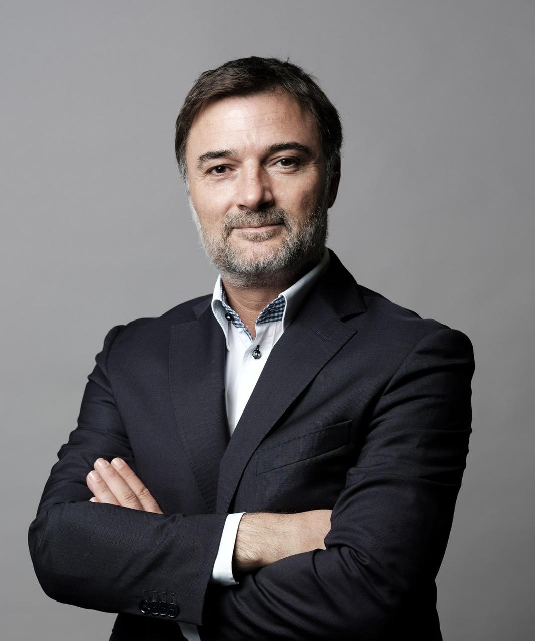 berisha-ka-te-drejte-te-pyese-ramen-ne-seance-alibeaj-interes-me-te-madh-ka