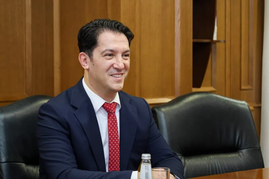 sali-perfaqesimi-i-shqiptareve-ne-administrate-eshte-rritur-per-0-5-per-qind