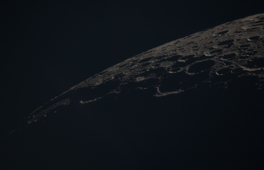 NASA publikon pamje të reja të Hënes