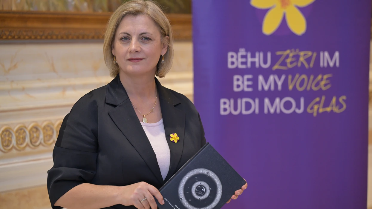 ​Pse nuk po merr pjesë Feride Rushiti në seancë?