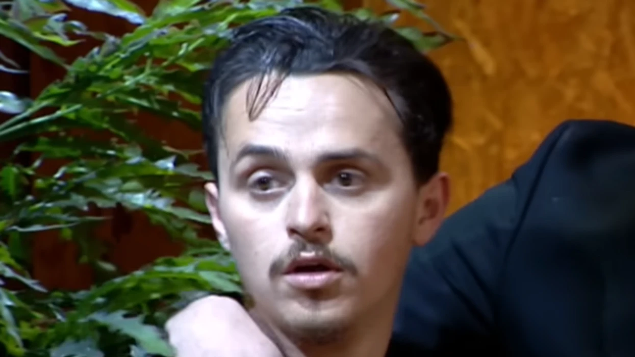 aktori-akil-varfi-beson-se-u-largua-padrejtesisht-nga-ferma-vip-3