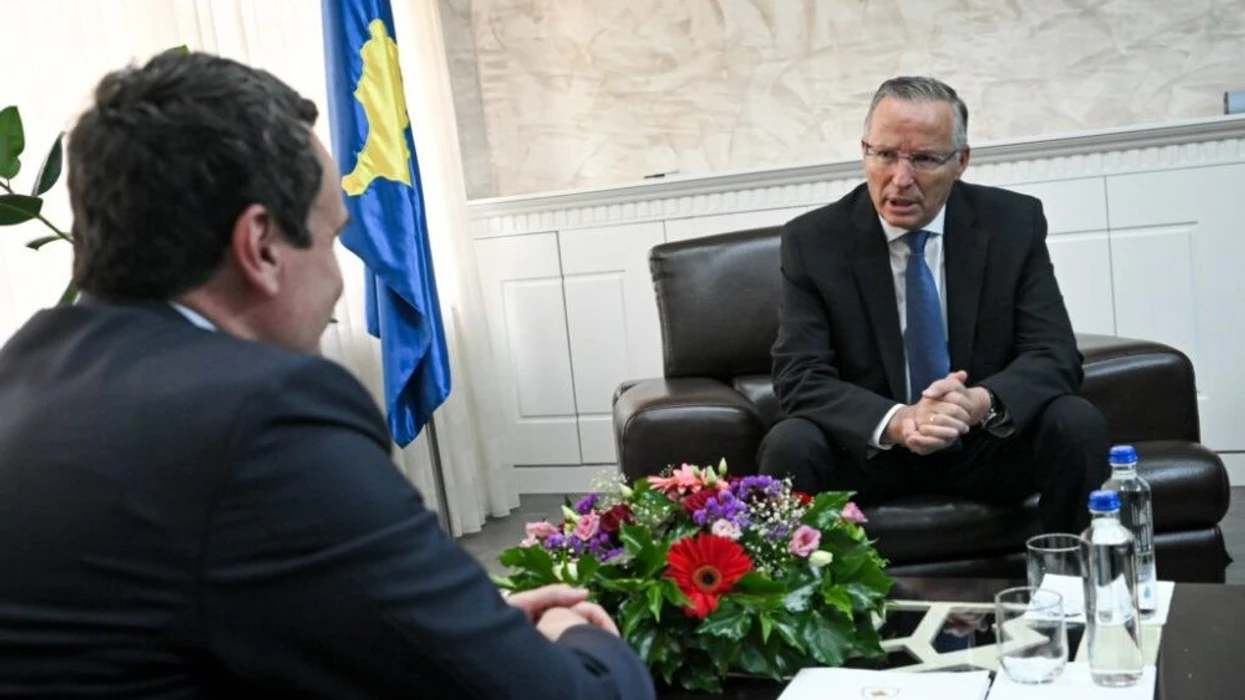 Kurti i shkruan Bedri Hamzës  por thotë se oferta që kishte për LDK në nuk vlen për PDK në