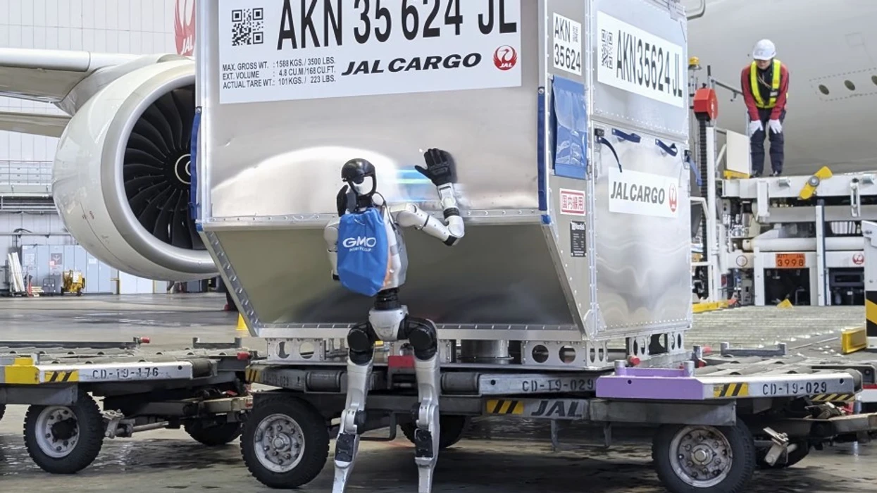 Robotë humanoidë do të punojnë si transportues bagazhesh në aeroportin e Tokios