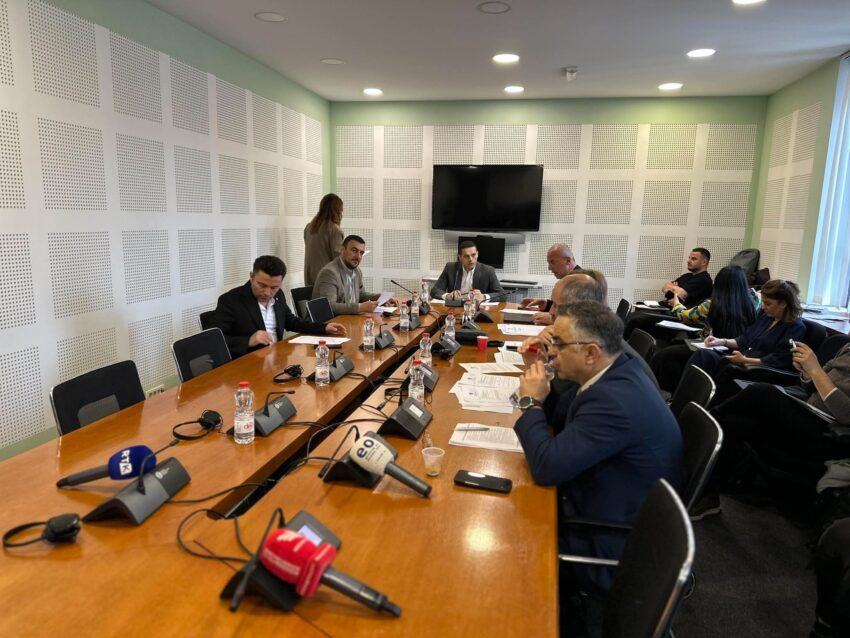 komisioni-per-legjislacion-miraton-projektligjin-per-masat-e-perkohshme-te-produkteve-ne-raste-destabilizimi