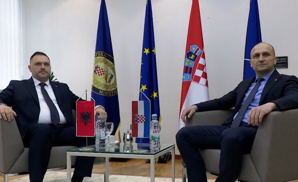 Kroacia  interes për prodhimin e dronëve me Shqipërinë