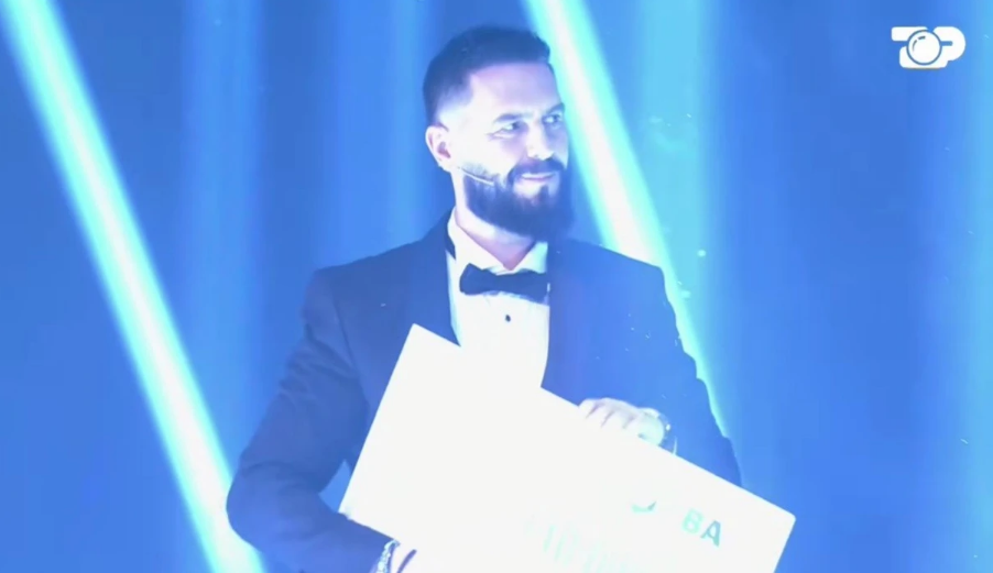 Miri përfundon i dyti në finale  mundet nga Selin   banorja që dikur e pati aleate e më pas rivale