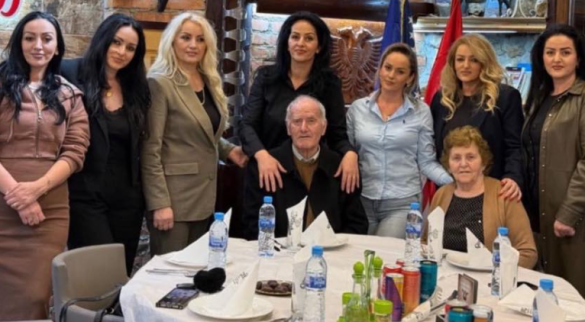 Dhimbje që i ndali në mes  Motrat Mustafa tërhiqen nga skena pas humbjes së babait