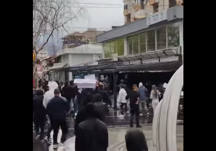 Kërkohet dëmshpërblim prej rreth 25 mijë eurosh për dëmtimin e  Classic Café   seanca shtyhet