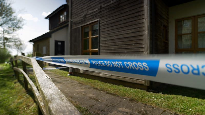 19-vjeçarja vdes pas sulmit nga një qen në Angli