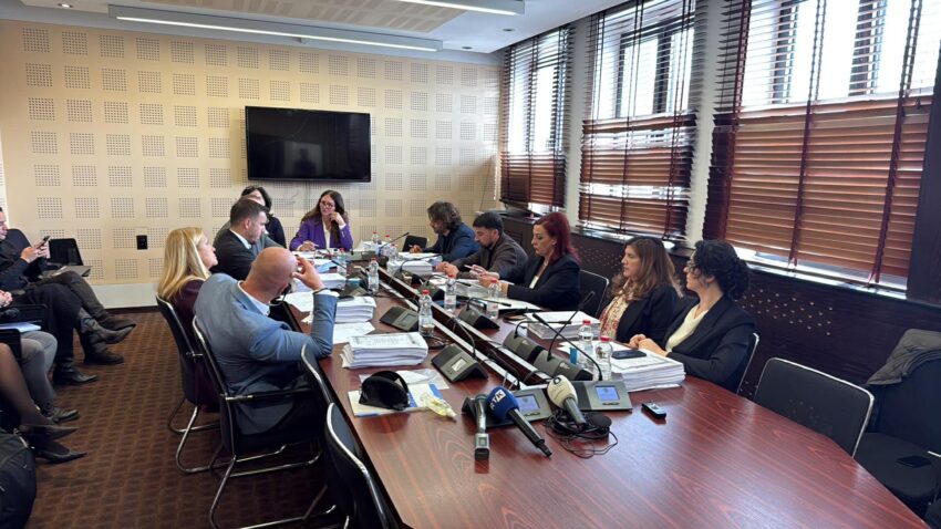 Komisioni Ad hoc cakton intervistat për anëtarët e Bordit të RTK-së, opozita kundërshton datën