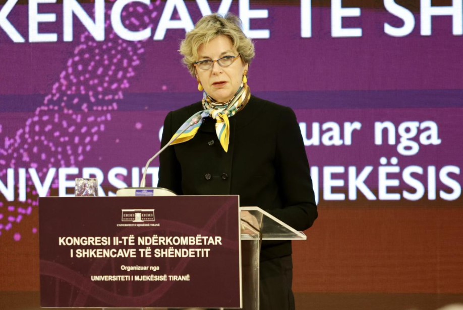 sala-kerkimi-shkencor-inteligjenca-artificiale-dhe-komunikimi-me-pacientin-thelbesore-per-nje-sherbim-cilesor