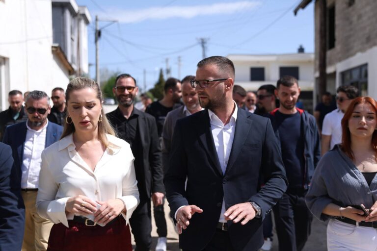 Fillojnë punimet në rrugën lokale në Dobrosht  investim mbi 13 milionë denarë