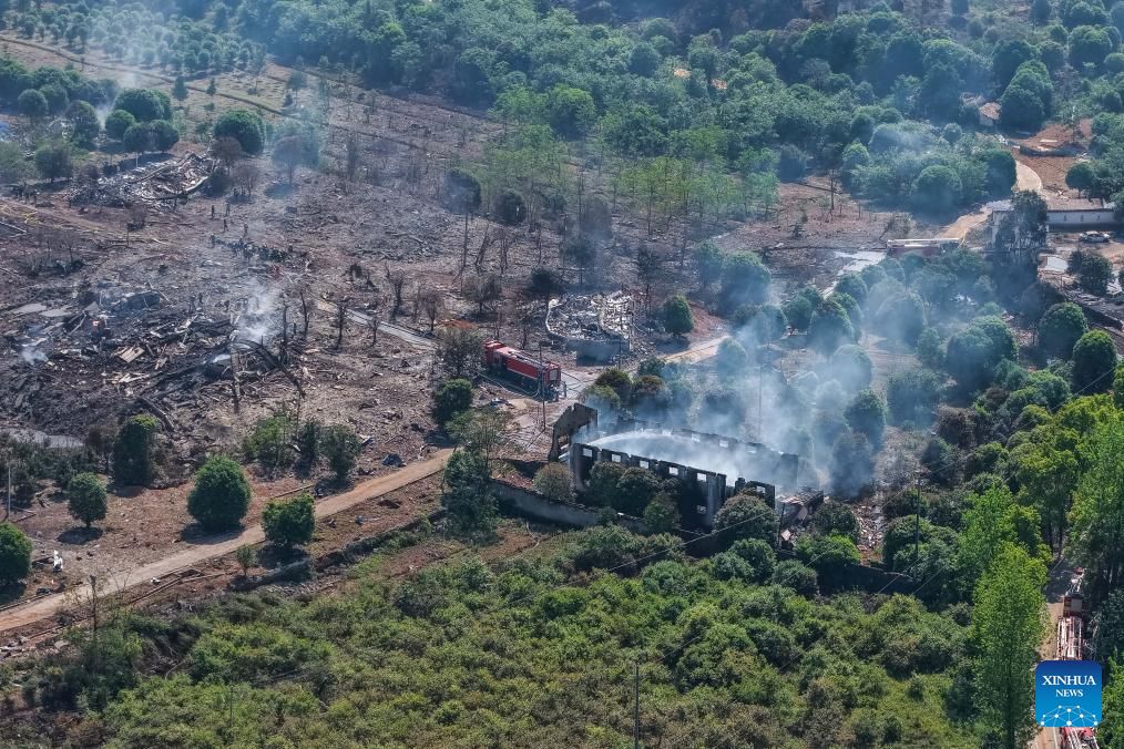 Shpërthim në një fabrikë fishekzjarrësh në Kinë, humbin jetën 26 persona