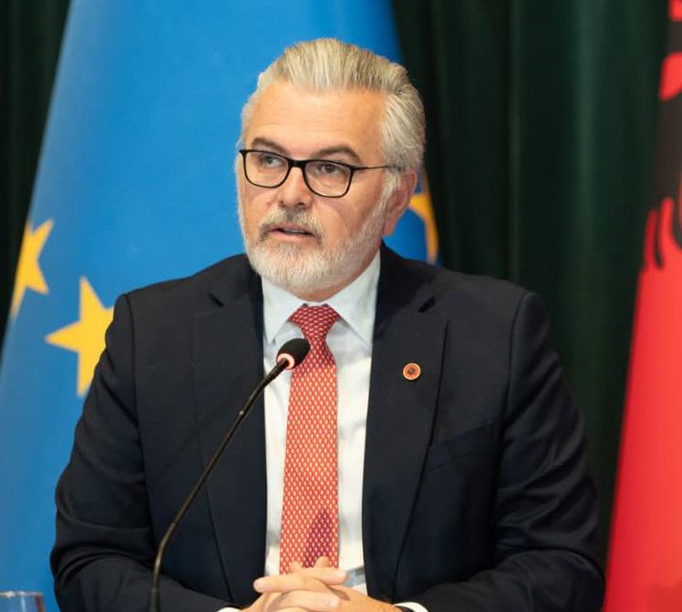 Gogu: Ministri francez i drejtësisë viziton sot Shqiperinë, sinjal besimi për rrugën evropiane
