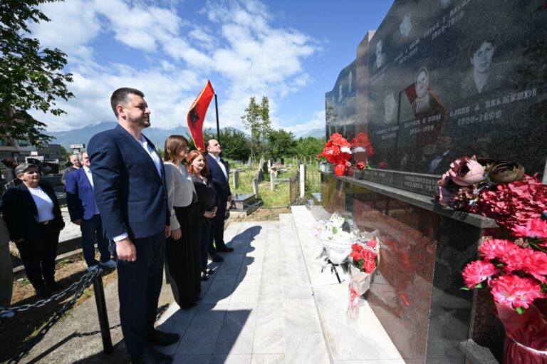 Haxhiu  Drejtësia për Qyshkun  Zahaqin dhe Pavlanin është detyrim shtetëror