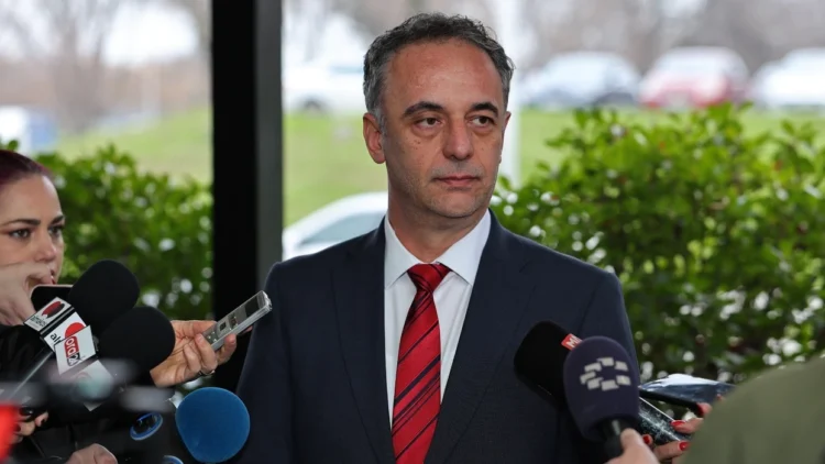 Ministri i Shëndetësisë Aliu njofton investimin prej 74 milionë euro për Spitalin Klinik në Tetovë 